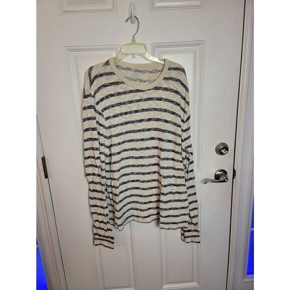 Men's Old Navy Sweater - Picture 1 of 4